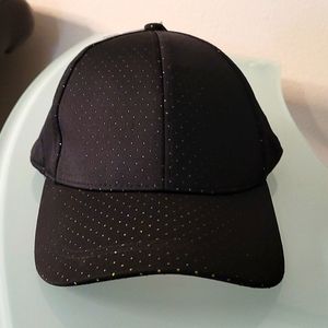 H&M Hat, Unisex, One size, color black with small gold accent, NWT.